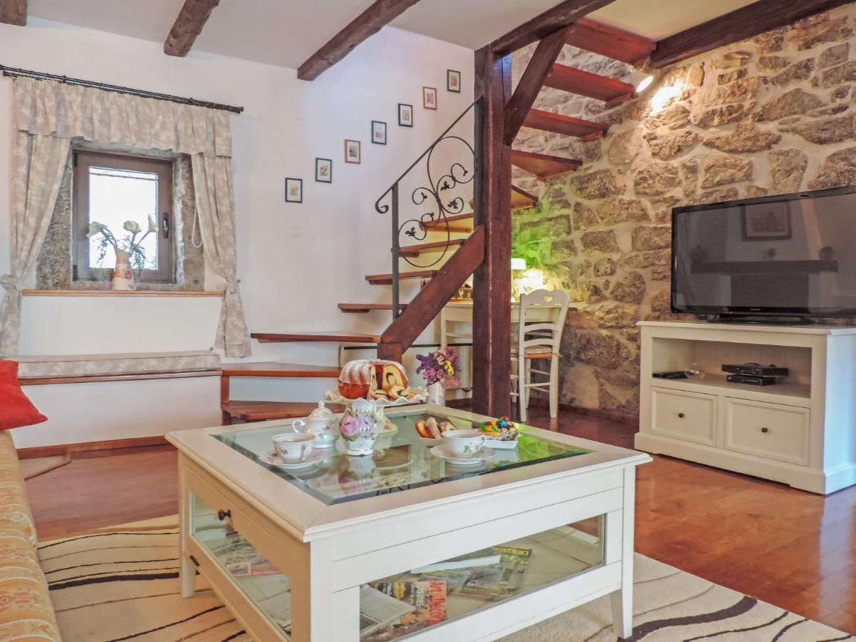 Holiday Home Skalniski By Interhome Mucici Екстер'єр фото